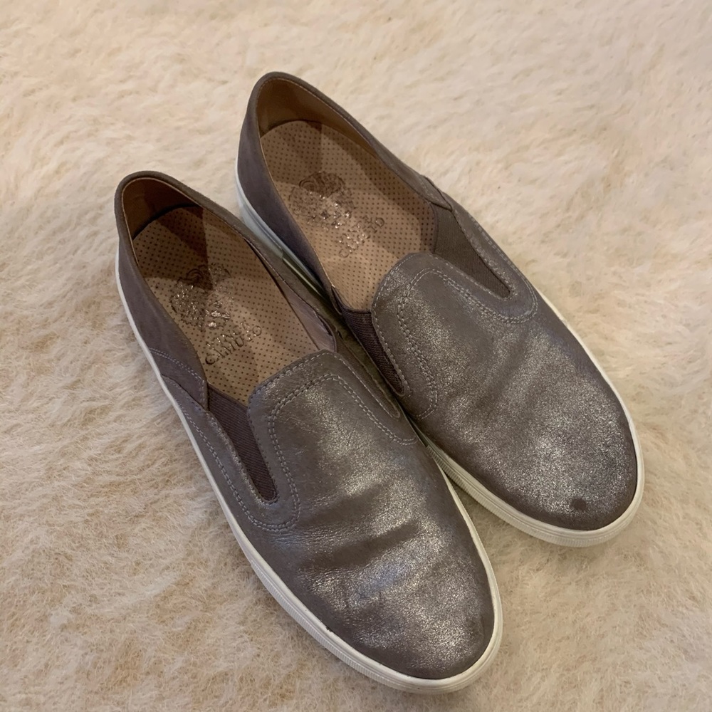Vince Camuto Slides